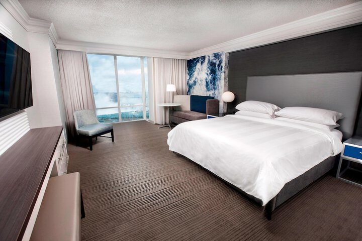 Room 26 of 101