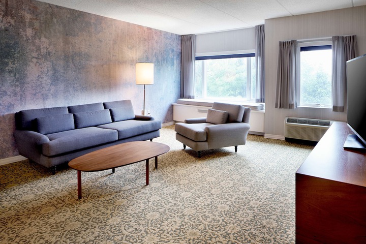 Room 45 of 91