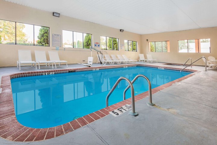 Pool 3 of 21