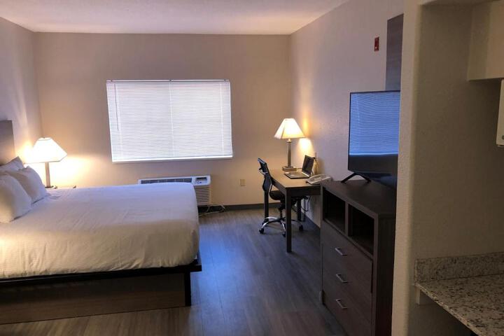 GreenTree Inn Denver Tech Center