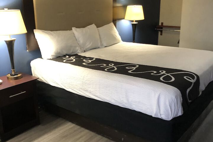 Room 17 of 47