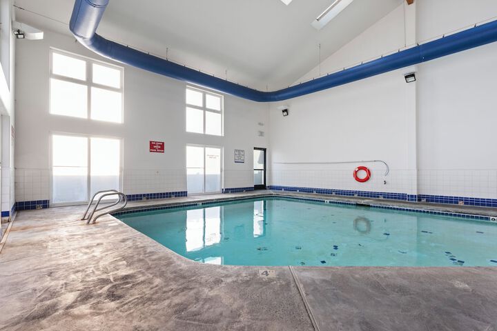 Pool 36 of 93