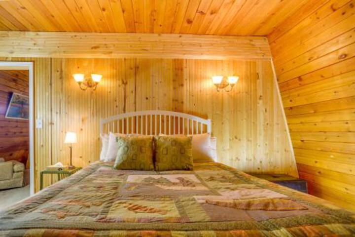 Red Stone Cabin