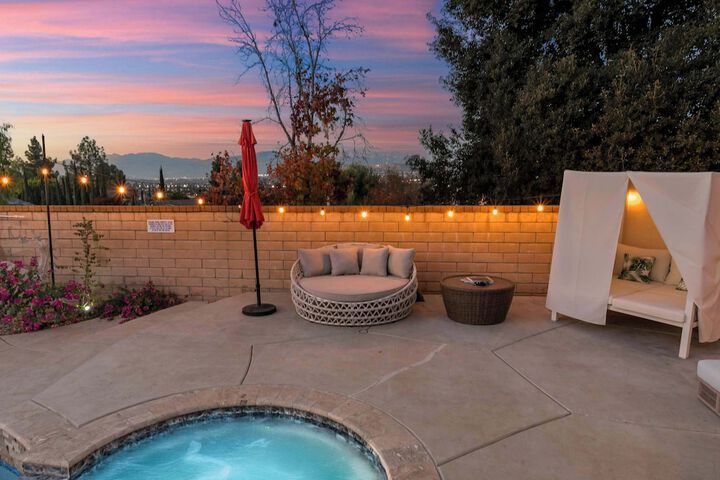 Luxury Pool Home w Theater Games & Mountain View