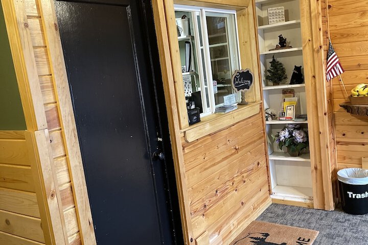 The Fishing Bear Lodge