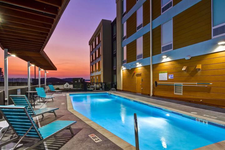 Home2 Suites by Hilton Hot Springs
