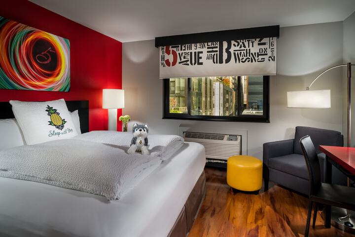 Room 18 of 35