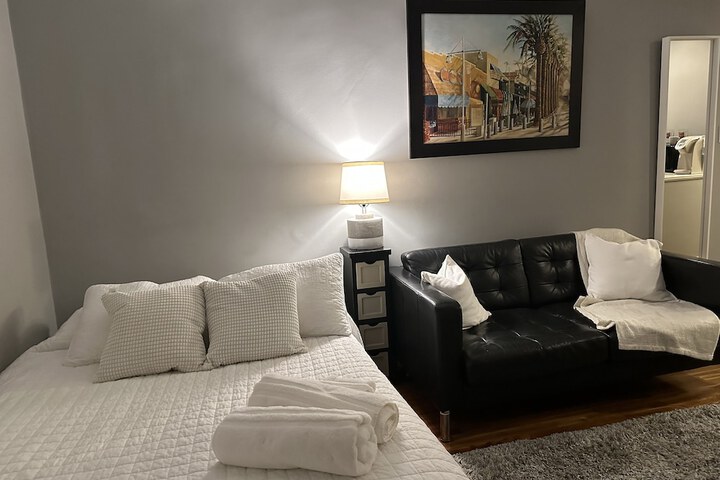 Room 56 of 100