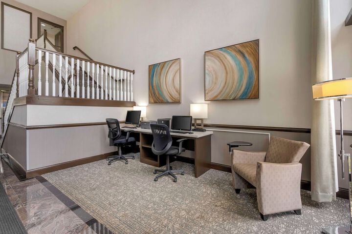 Best Western Suites