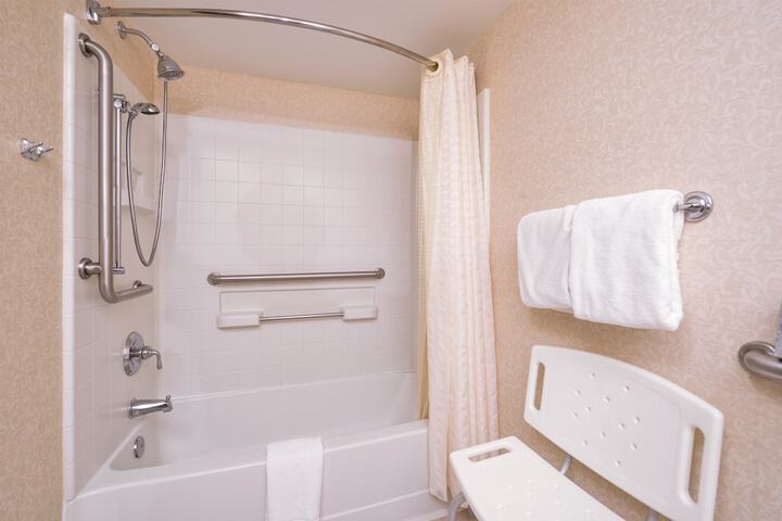 Room 15 of 25