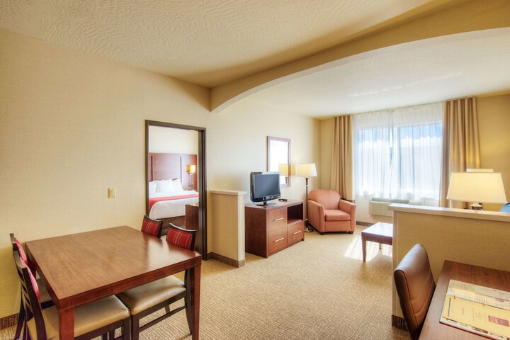 Room 16 of 28