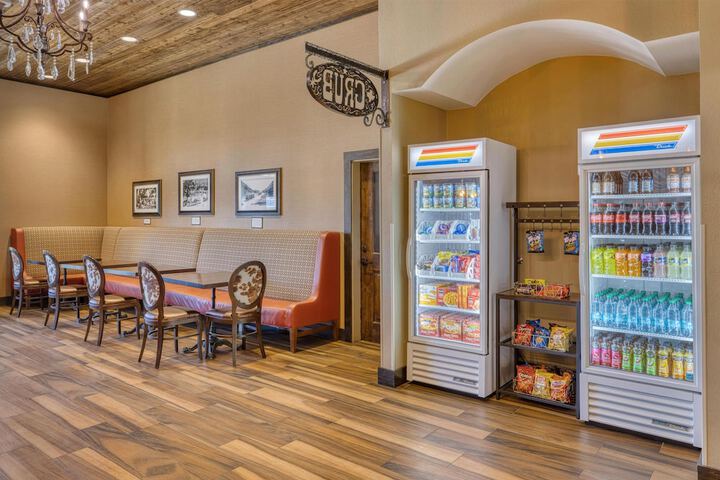 Best Western Bandera Suites & Saloon