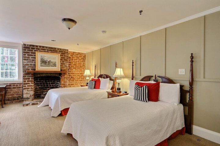 Room 77 of 170