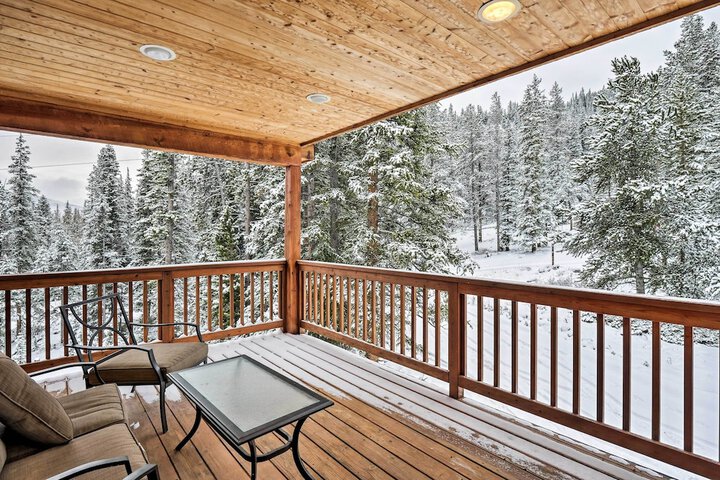 Secluded Alpine Home in Alma w / Mountain Views!
