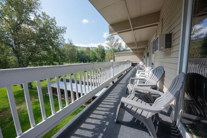 Sugarloaf Inn