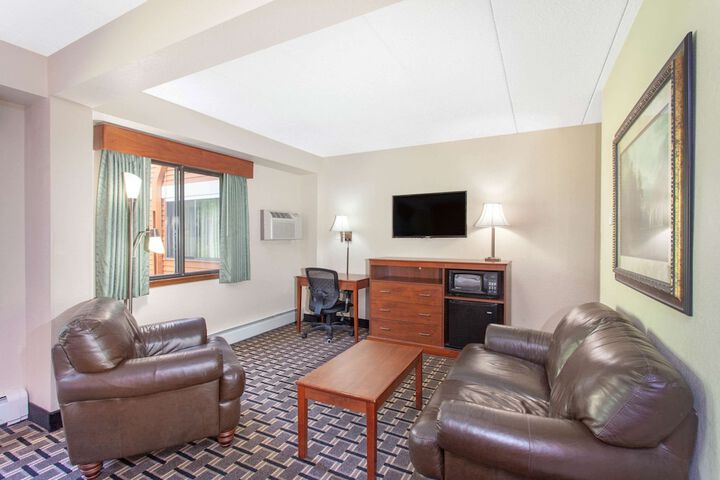 Room 16 of 26