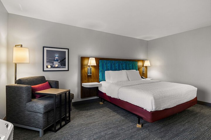 Room 16 of 37