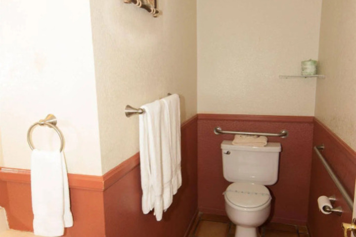 SUNNYVALE GARDEN SUITES HOTEL 29 PALMS A