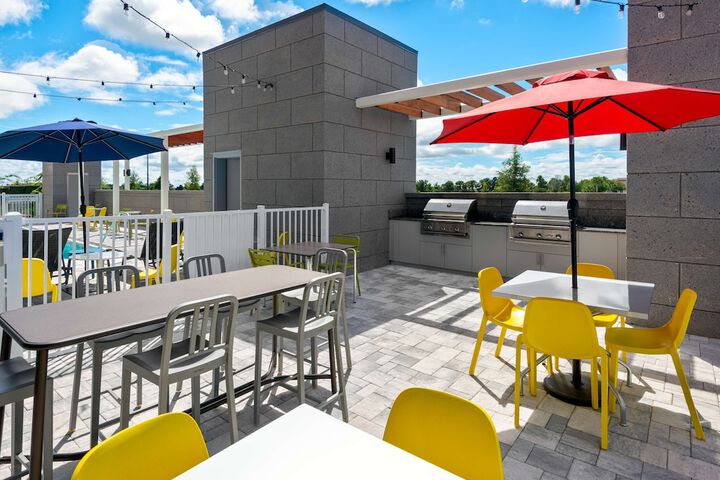 Terrace/Patio 28 of 30