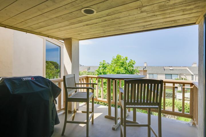 Solana Beach Condo w / Community Pool Beach Access