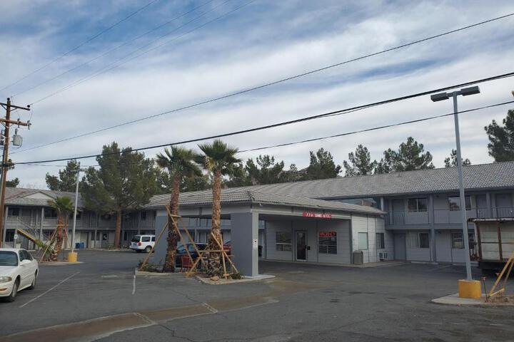 Exchange Club Motel