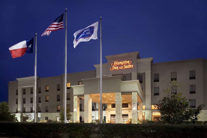 Hampton Inn & Suites Conroe - I-45 North