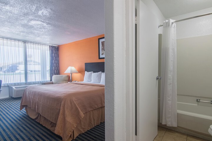 Room 14 of 31