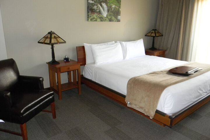 Room 98 of 124