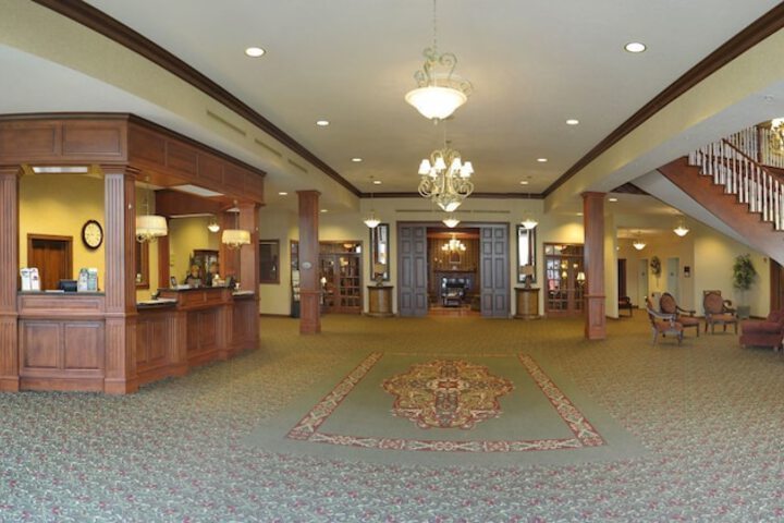 Hotel Interior 8 of 27
