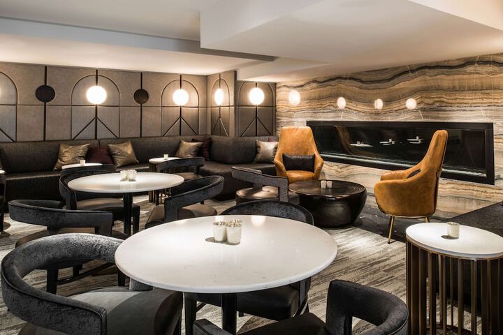 LondonHouse Chicago Curio Collection by Hilton
