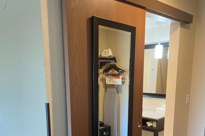 Room 11 of 53