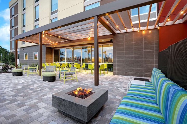 Home2 Suites by Hilton Lakewood Ranch