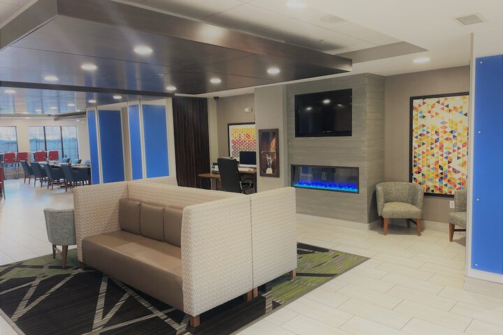 Holiday Inn Express Hotel & Suites Grand Island by IHG