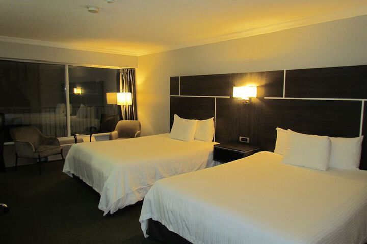 Room 25 of 42