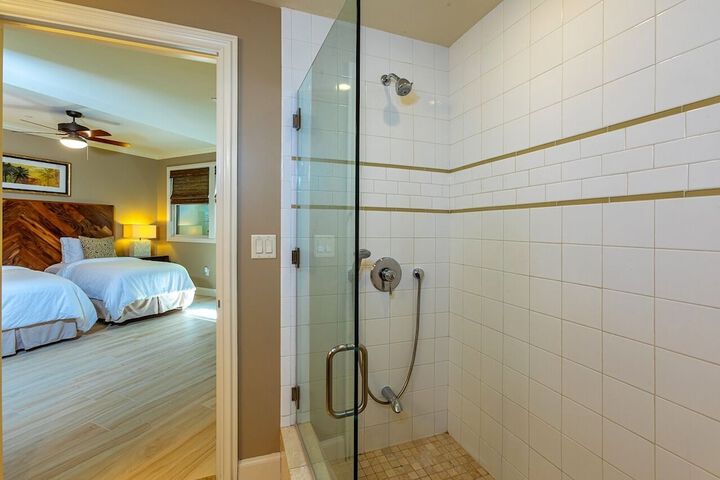 Room 110 of 277