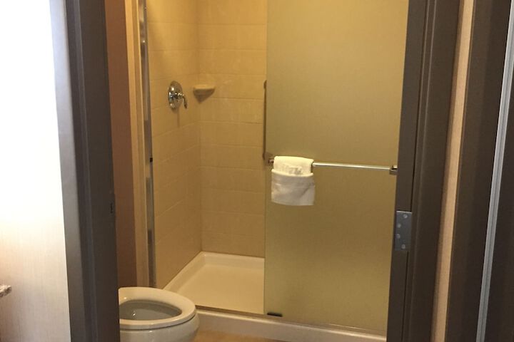 Room 92 of 118