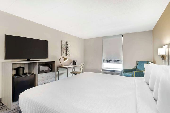 Best Western Plus Beckley Inn