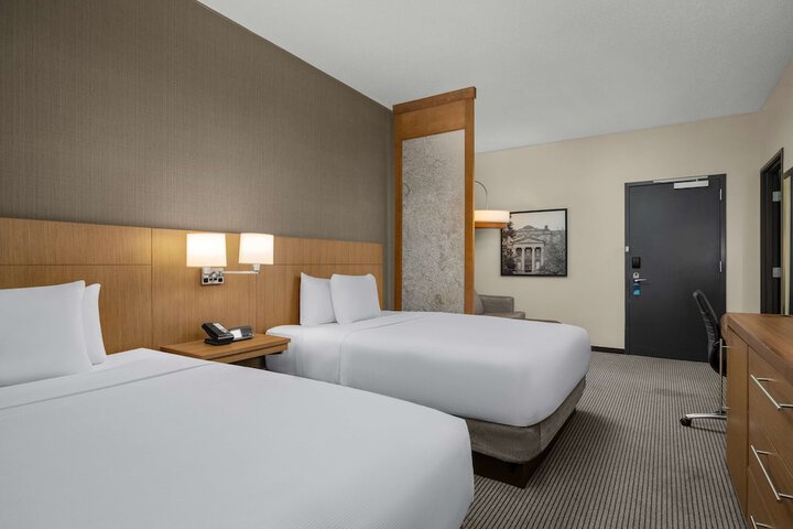 Hyatt Place Iowa City Downtown