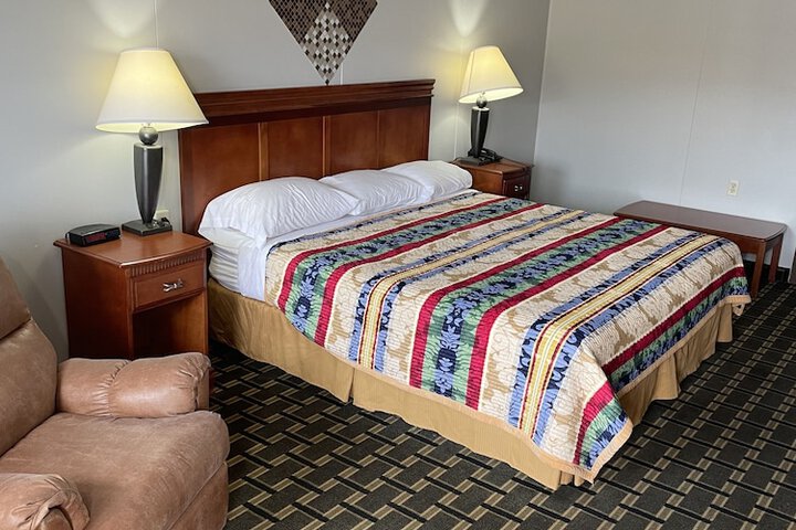 Room 16 of 16