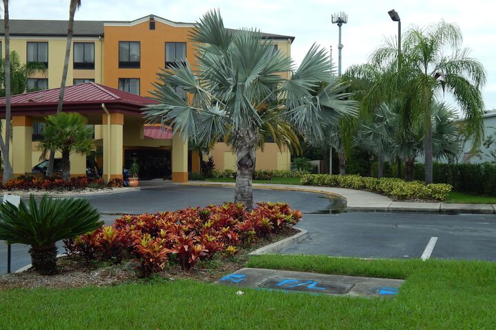 Hotel 3 of 61