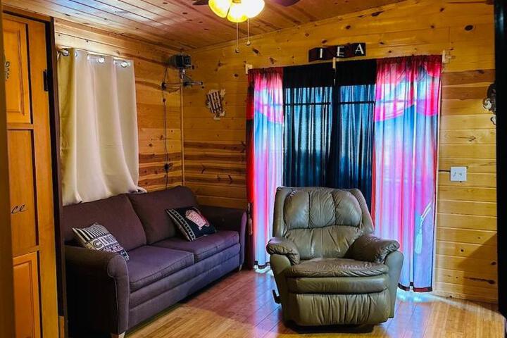 Country Cabins Hotel