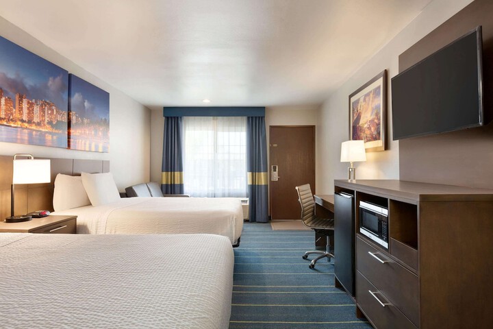 Room 21 of 26