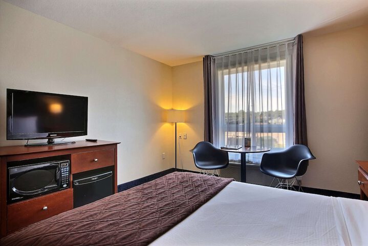 Super 8 by Wyndham Trois-Rivieres