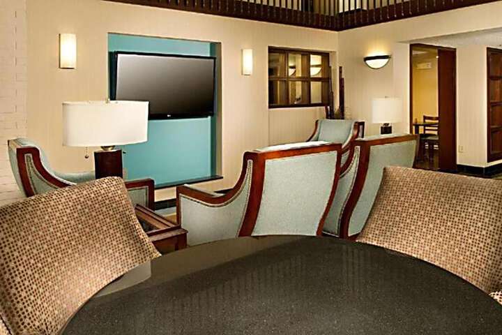 Hotel Interior 6 of 28