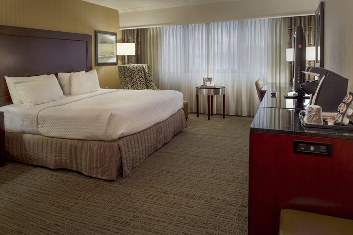 Crowne Plaza St. Louis Airport by IHG