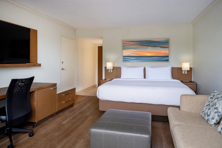 Room 29 of 38
