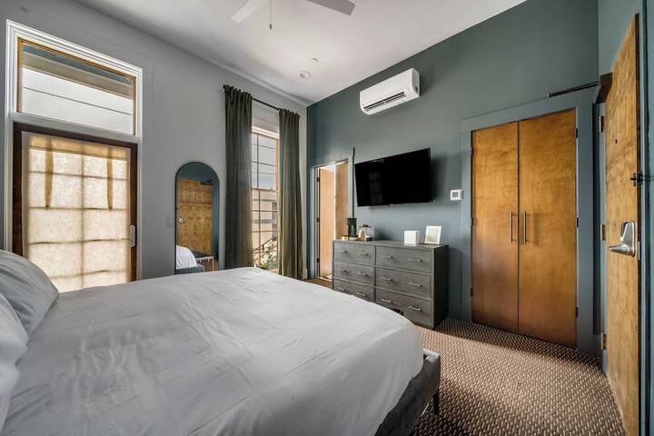 The Emerald Boutique Stays