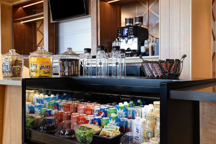 Breakfast/Coffee Service 43 of 48