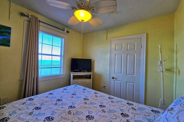 Room 43 of 63