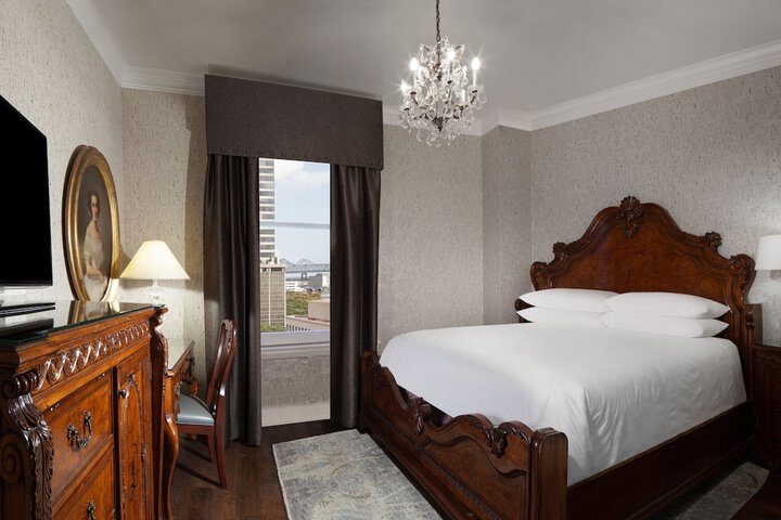 Room 97 of 212